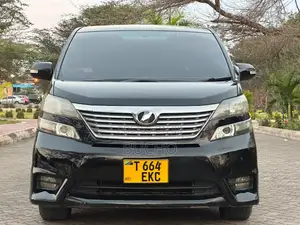 Toyota Vellfire 2011 Black