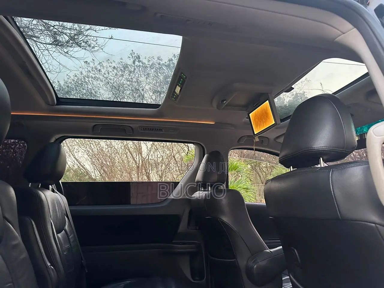 Toyota Vellfire 2011 Black