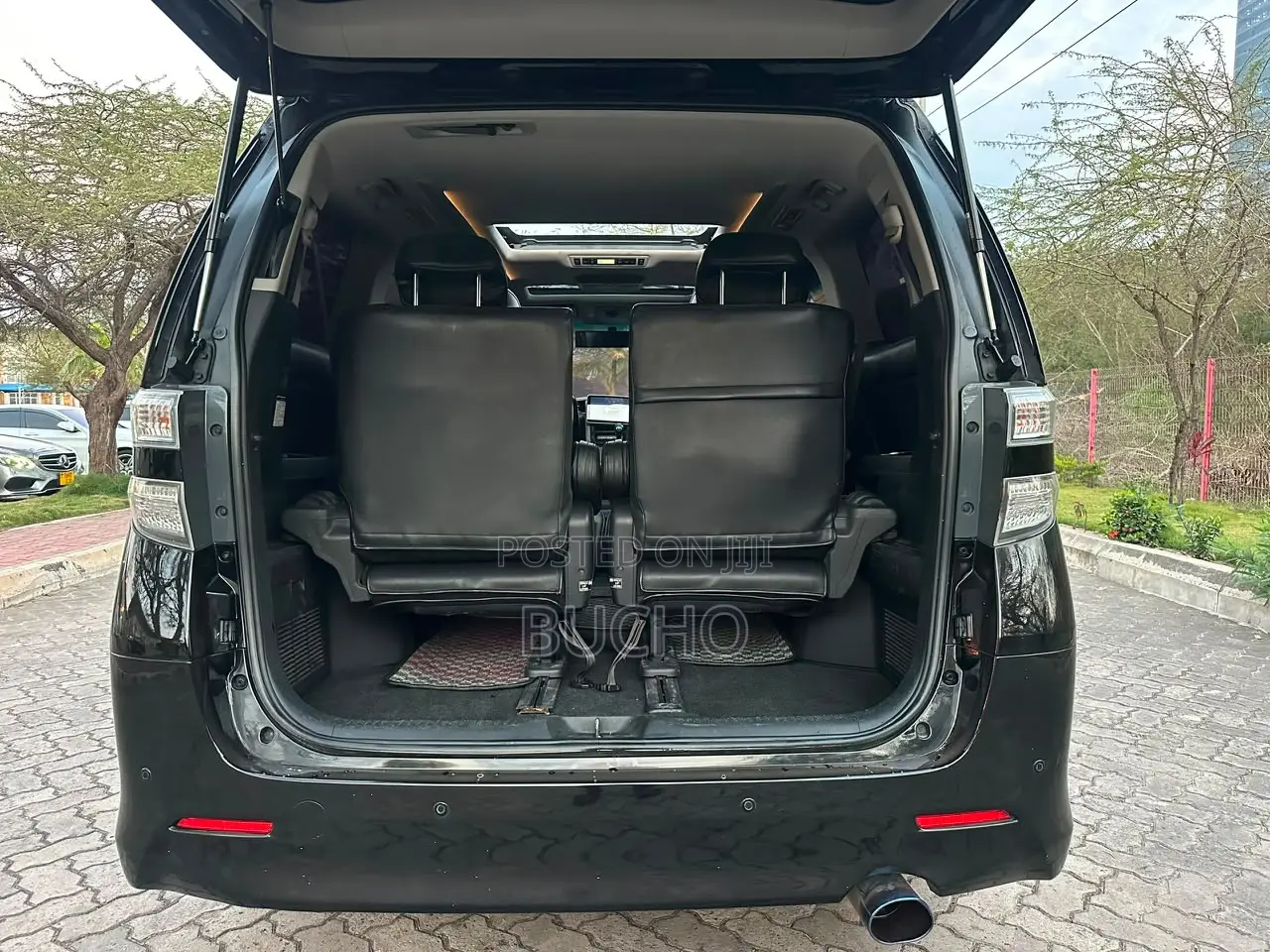 Toyota Vellfire 2011 Black