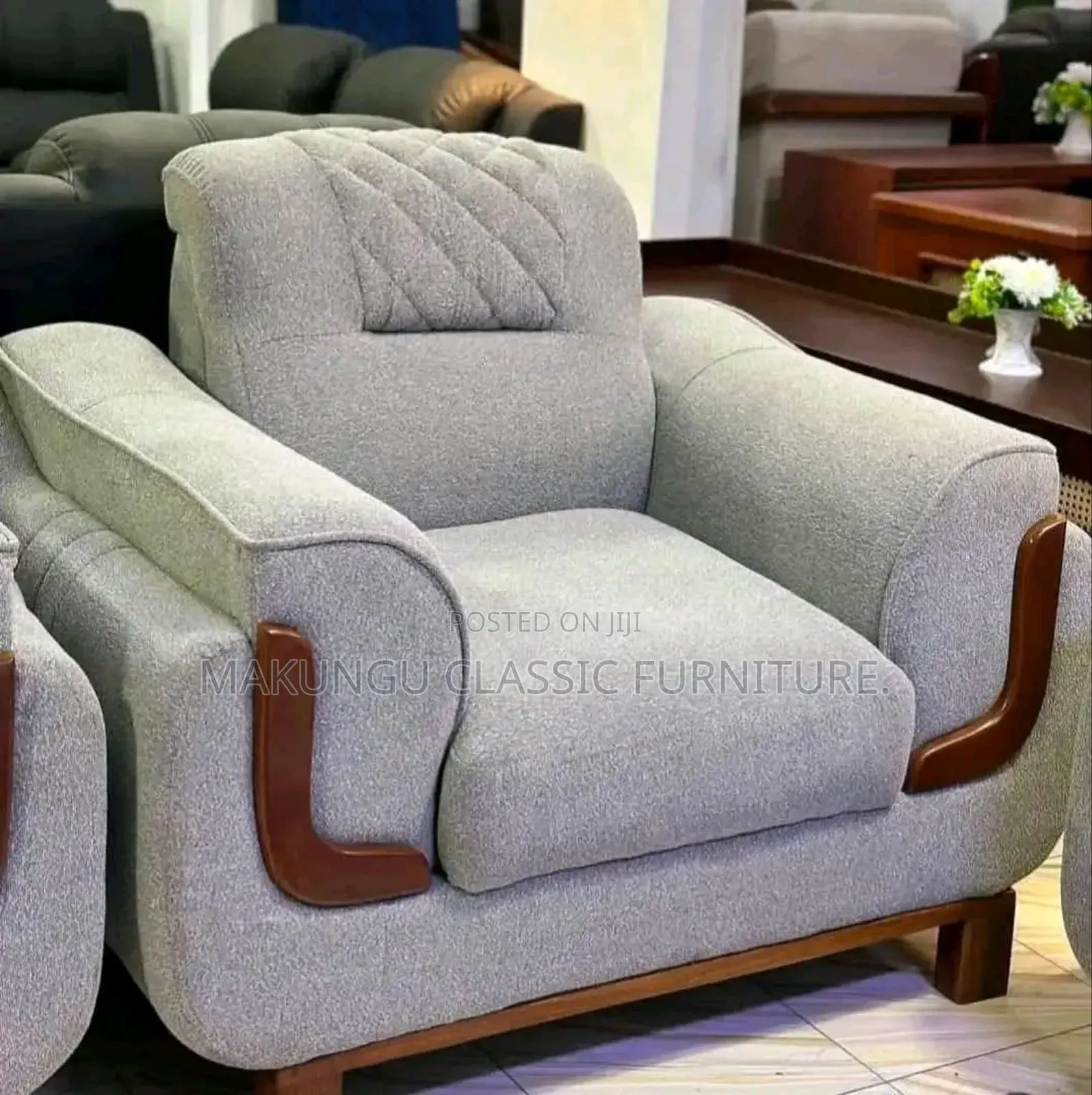 Sofa Sets Za 3,2,1,1 Show Zake Ni Mbao Ngumu