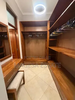 Furnished 4bdrm Villa in Oyster Bay for rent