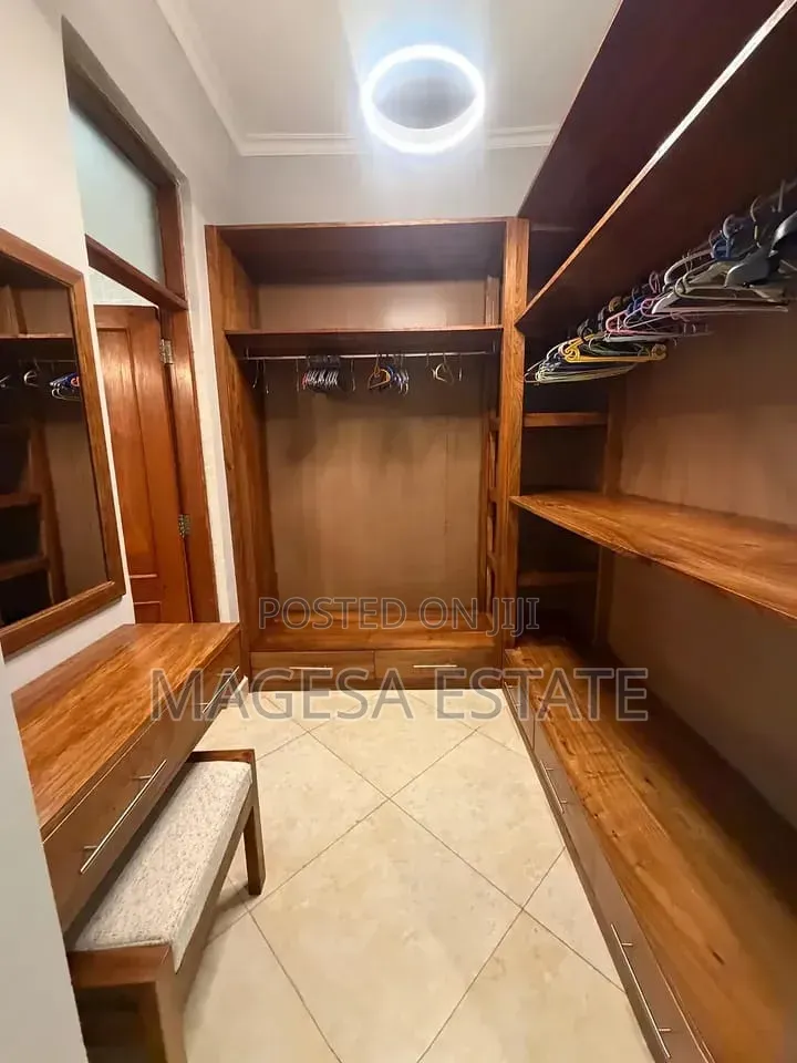 Furnished 4bdrm Villa in Oyster Bay for rent