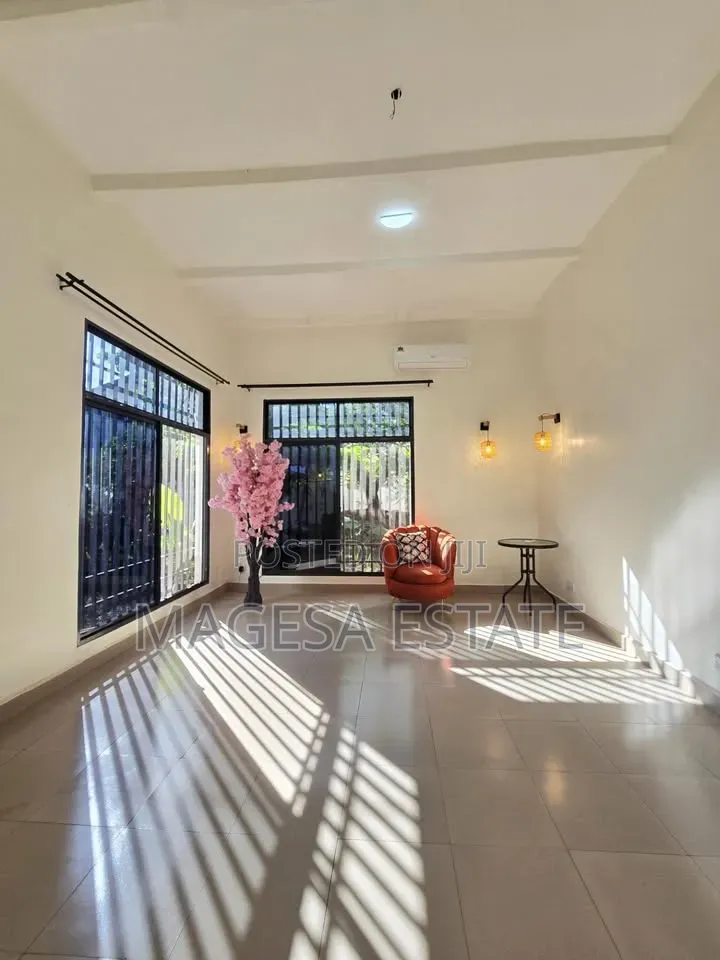 2bdrm Apartment in Oyster Bay for rent