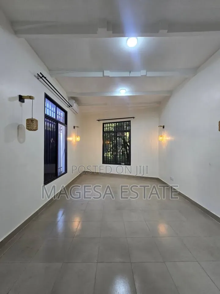 2bdrm Apartment in Oyster Bay for rent