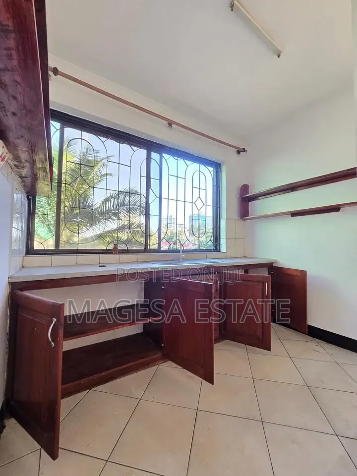 2bdrm Apartment in Oyster Bay for rent