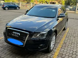 Audi Q5 2012 Black