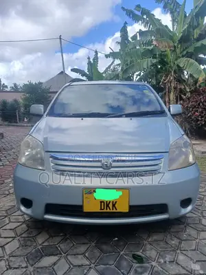 Toyota Raum 2005 Blue