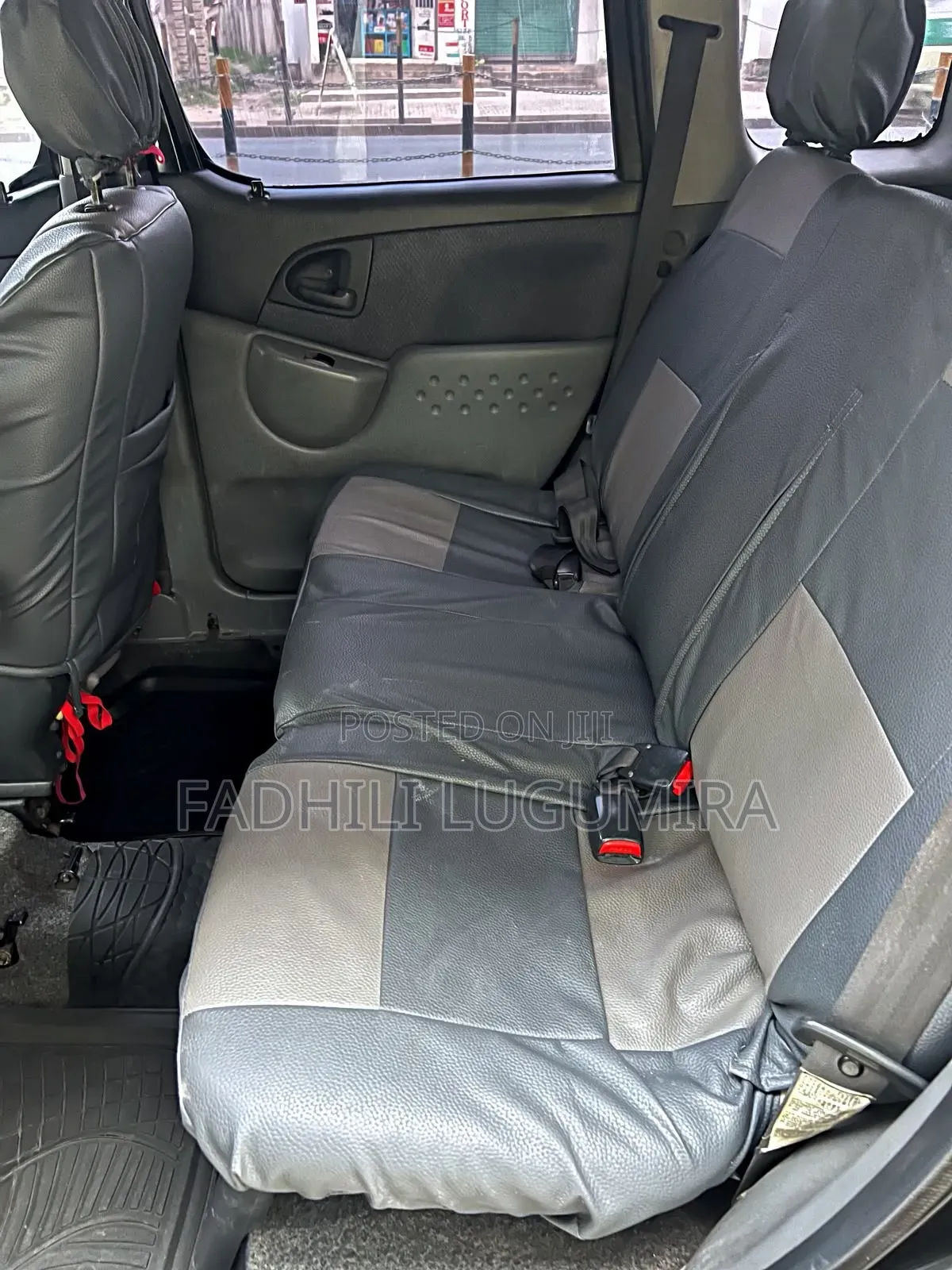 Toyota Fun Cargo 2004 Black