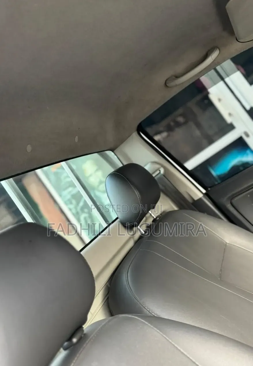 Toyota Hilux 2011 Silver