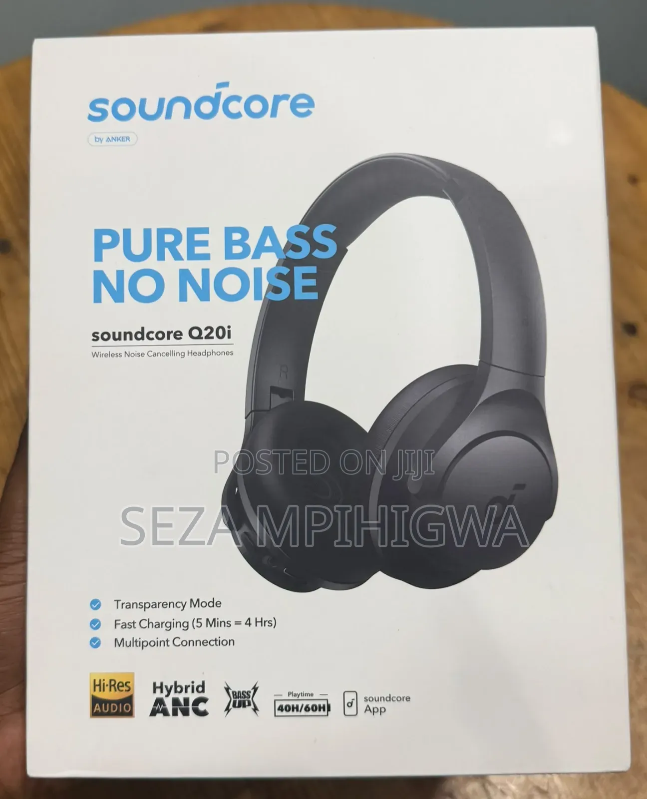 Soundcore Q20i -