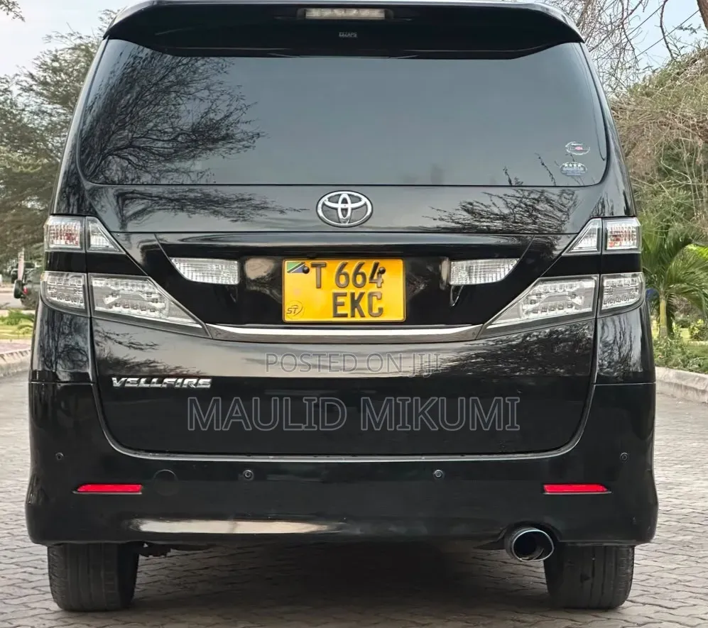 Toyota Vellfire 2009 Black