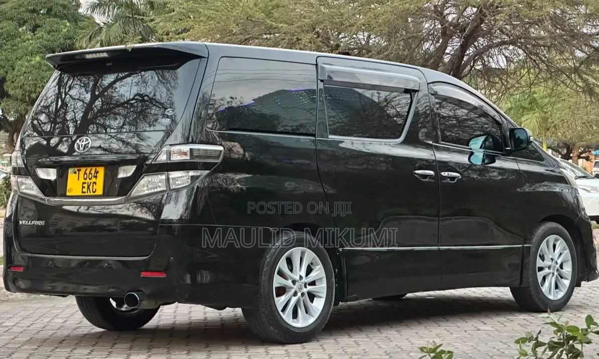 Toyota Vellfire 2009 Black