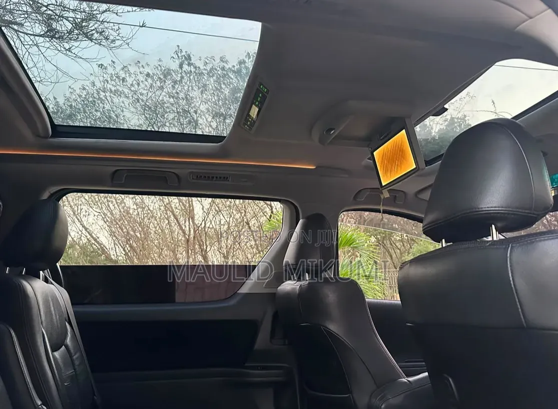Toyota Vellfire 2009 Black