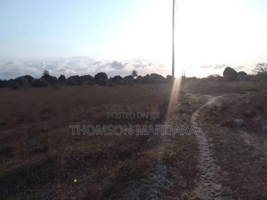 7 5acres at Kigamboni Mwasonga