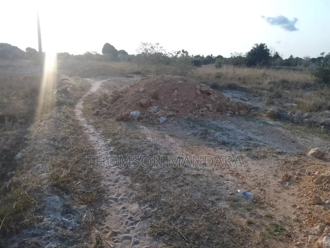 7 5acres at Kigamboni Mwasonga