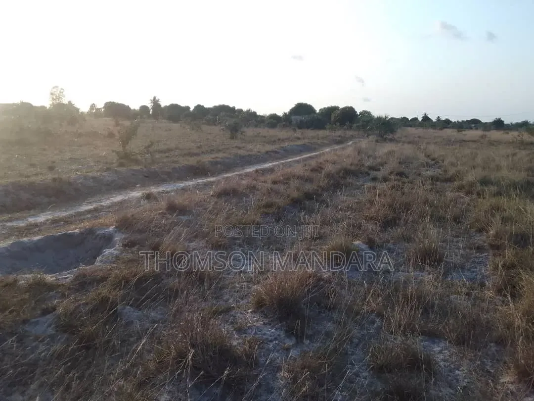 7 5acres at Kigamboni Mwasonga