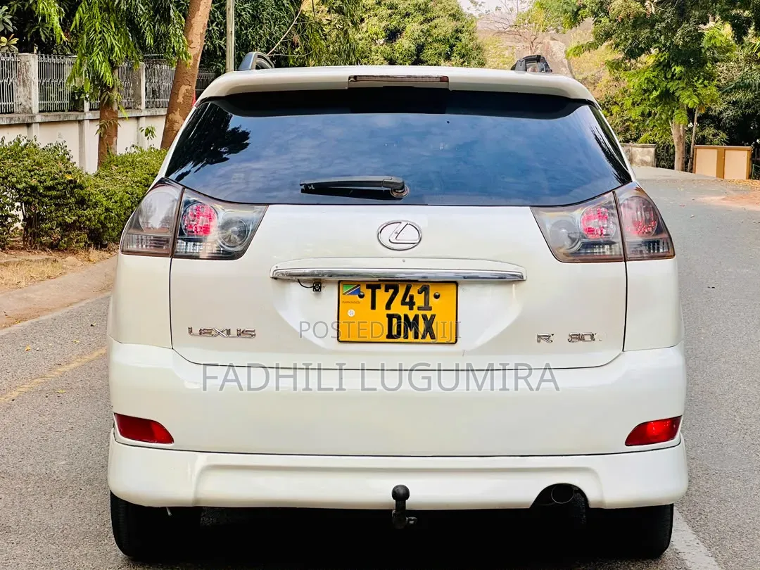 Toyota Harrier 2006 White