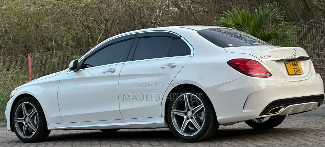 Mercedes-Benz C-Class 2014 White