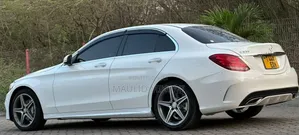 Mercedes-Benz C-Class 2014 White
