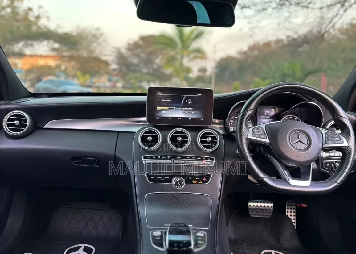 Mercedes-Benz C-Class 2014 White