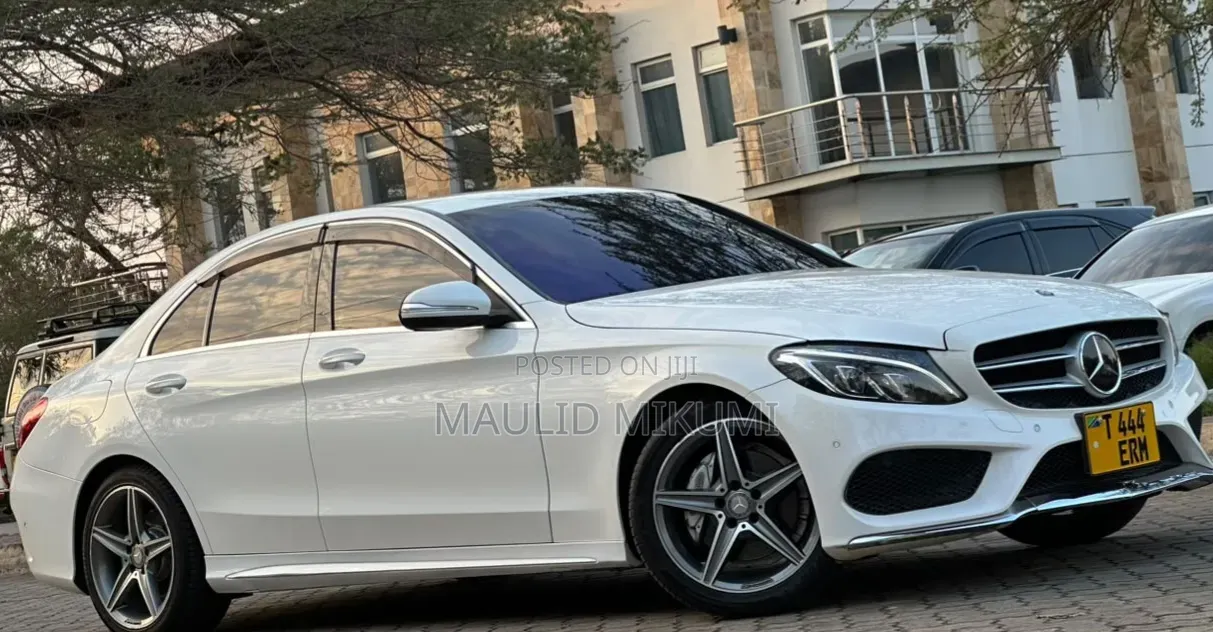 Mercedes-Benz C-Class 2014 White