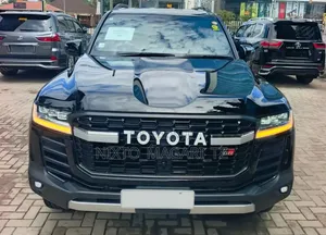 Toyota Land Cruiser LC300 2025 Black