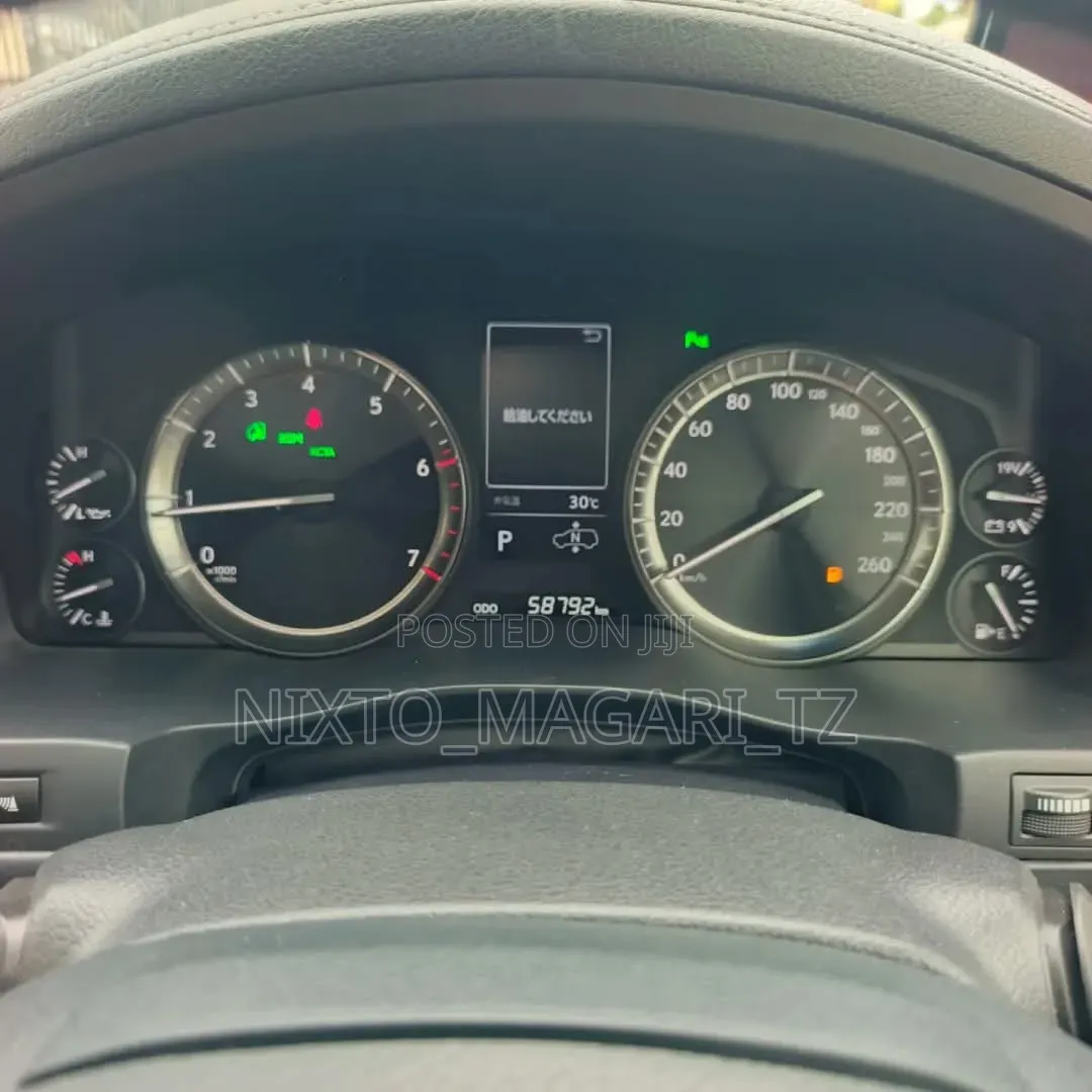 Lexus LX 2018 Gray