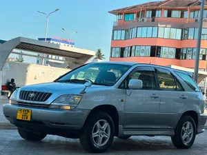 Toyota Harrier 2001 Silver