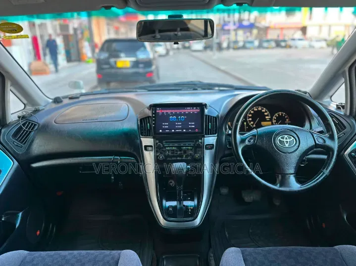 Toyota Harrier 2001 Silver