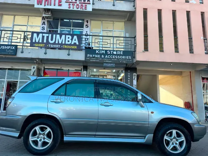 Toyota Harrier 2001 Silver