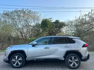 Toyota RAV4 Prime 2023 Silver