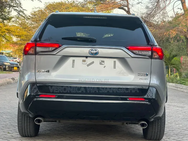 Toyota RAV4 Prime 2023 Silver
