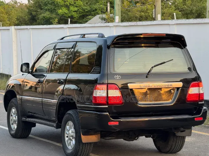 Toyota Land Cruiser Prado 2002 Black
