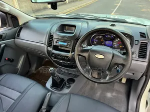 Ford Ranger Wildtrak 2013 White