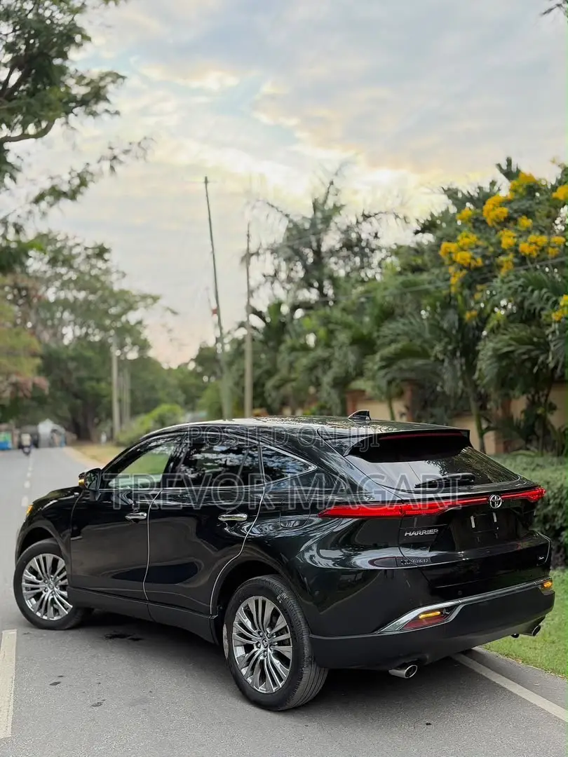 Toyota Harrier 2020 Black