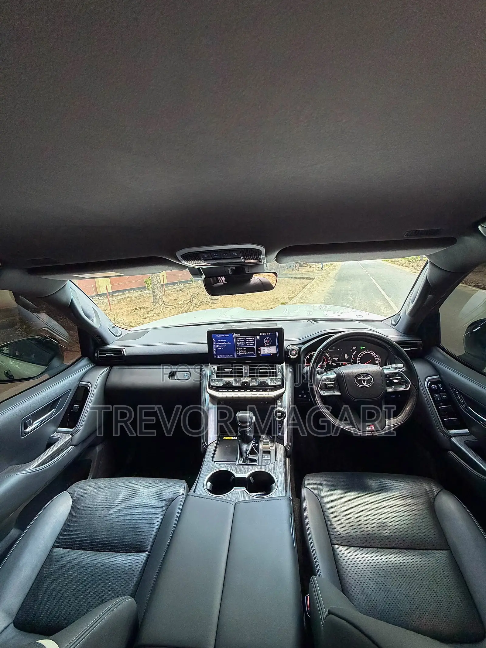 Toyota Land Cruiser 2024 White