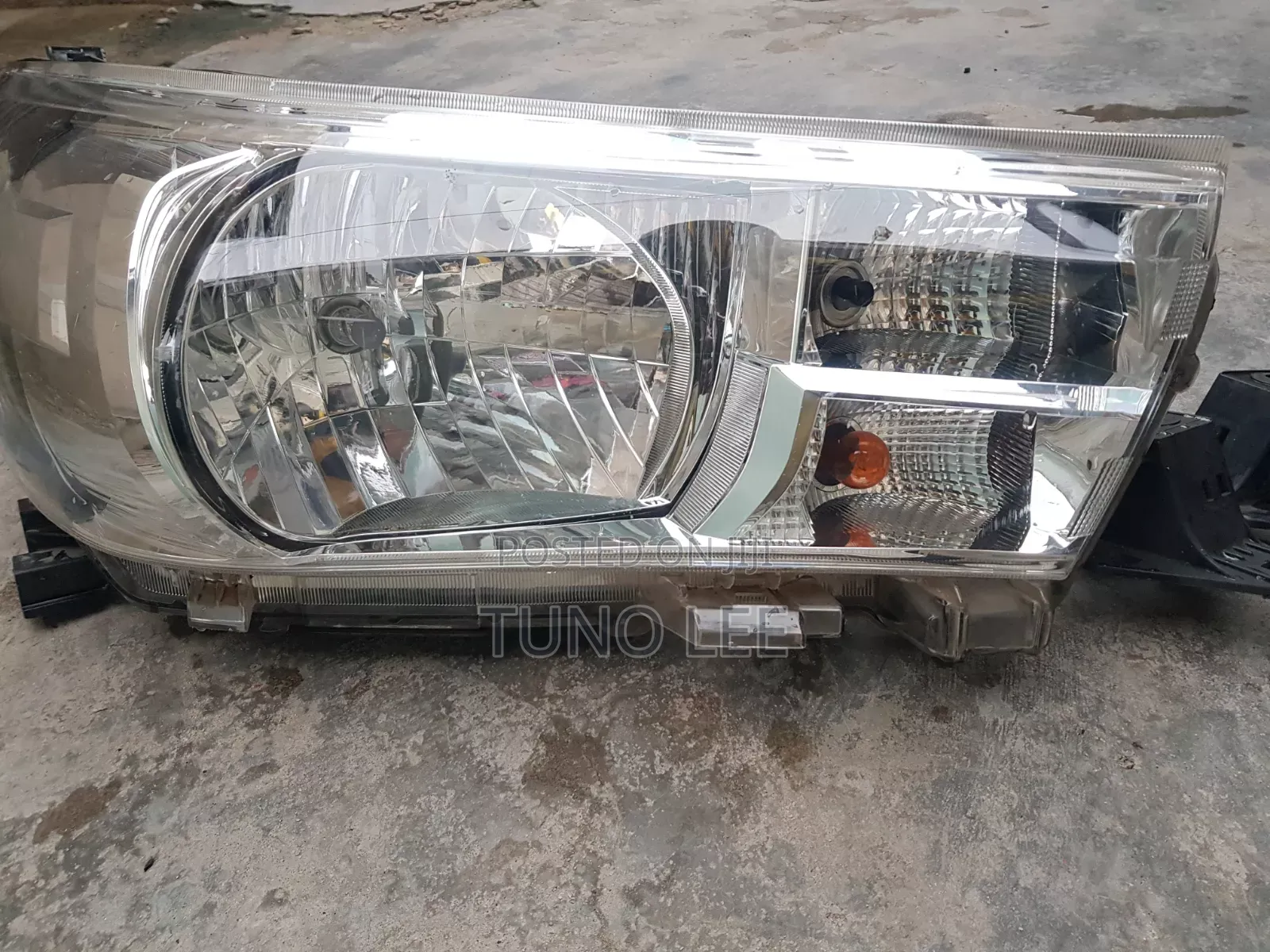 Pair of Genuine Hilux Revo Halogen Headlights