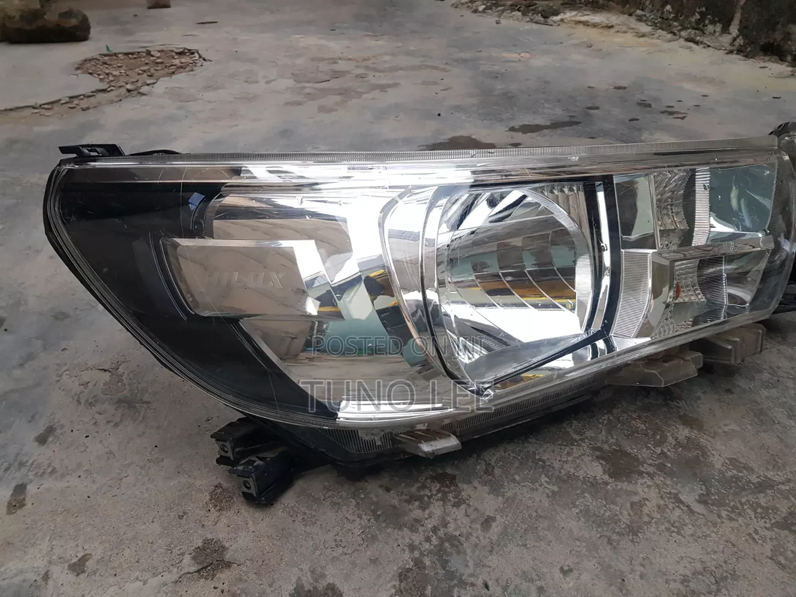 Pair of Genuine Hilux Revo Halogen Headlights