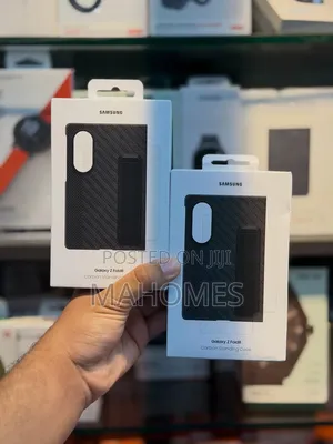 Samsung Galaxy Z Fold8 Carbon Standing Case
