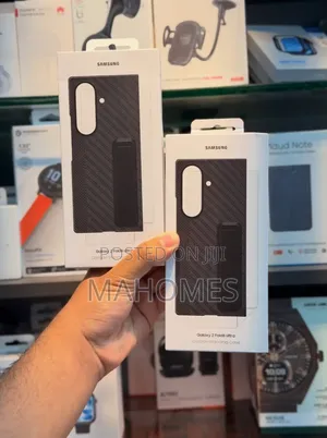 Samsung Galaxy Z Fold8 Ultra
Carbon Standing Case