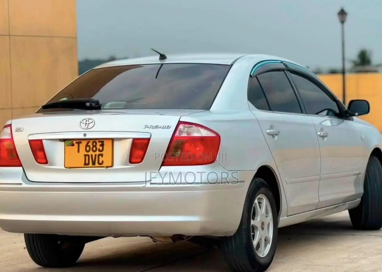 Toyota Premio 2004 Silver