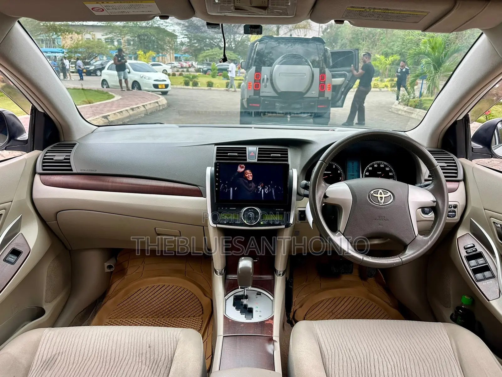 Toyota Premio 2012 Pearl