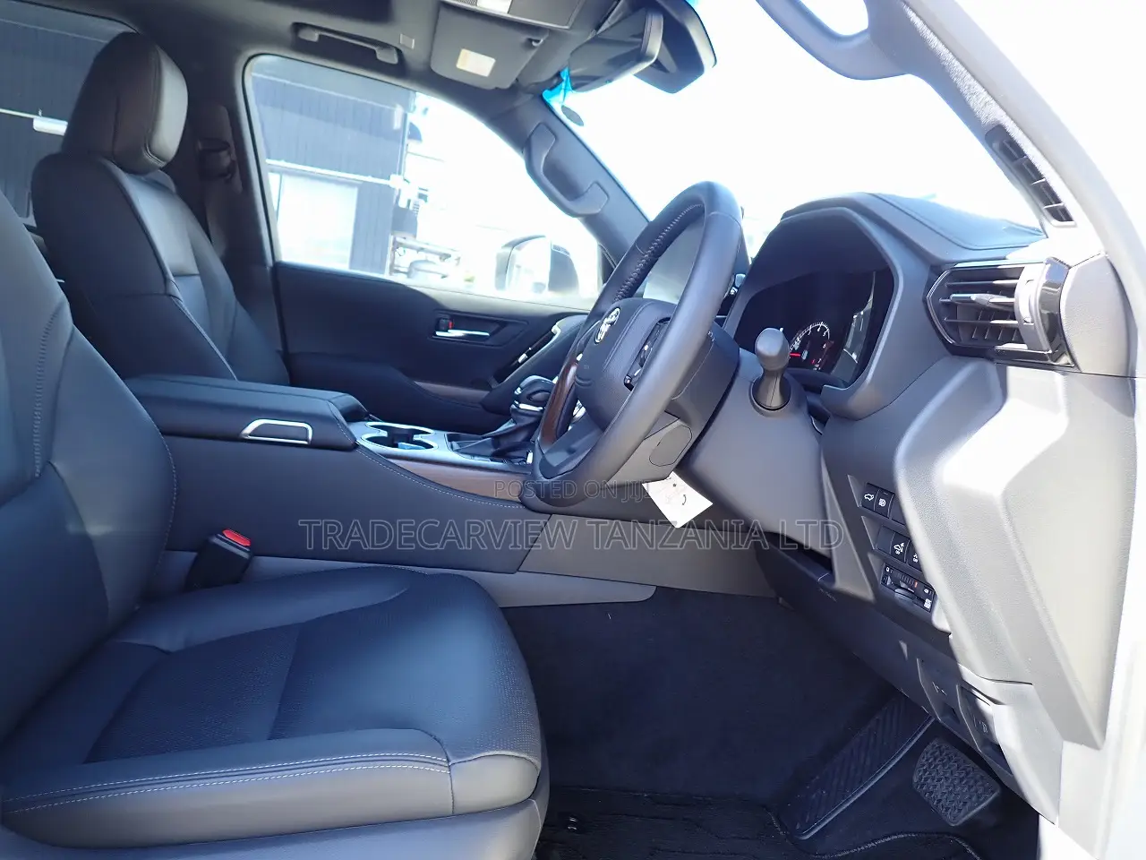New Toyota Land Cruiser LC300 2024 Pearl