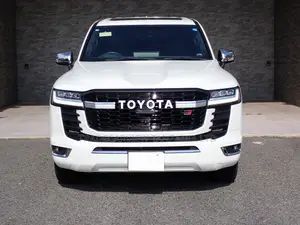 Toyota Land Cruiser LC300 2023 Pearl