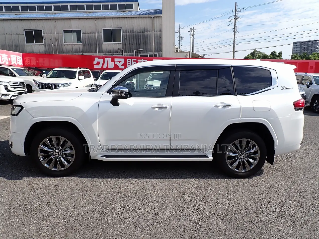Toyota Land Cruiser LC300 2023 Pearl