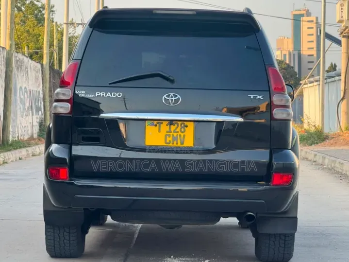 Toyota Land Cruiser Prado 2005 Black