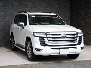 Toyota Land Cruiser LC300 2024 Pearl