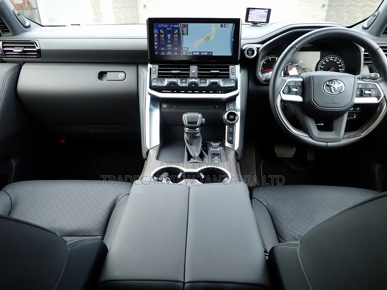 Toyota Land Cruiser LC300 2024 Pearl