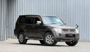 Mitsubishi Pajero 2008 Brown