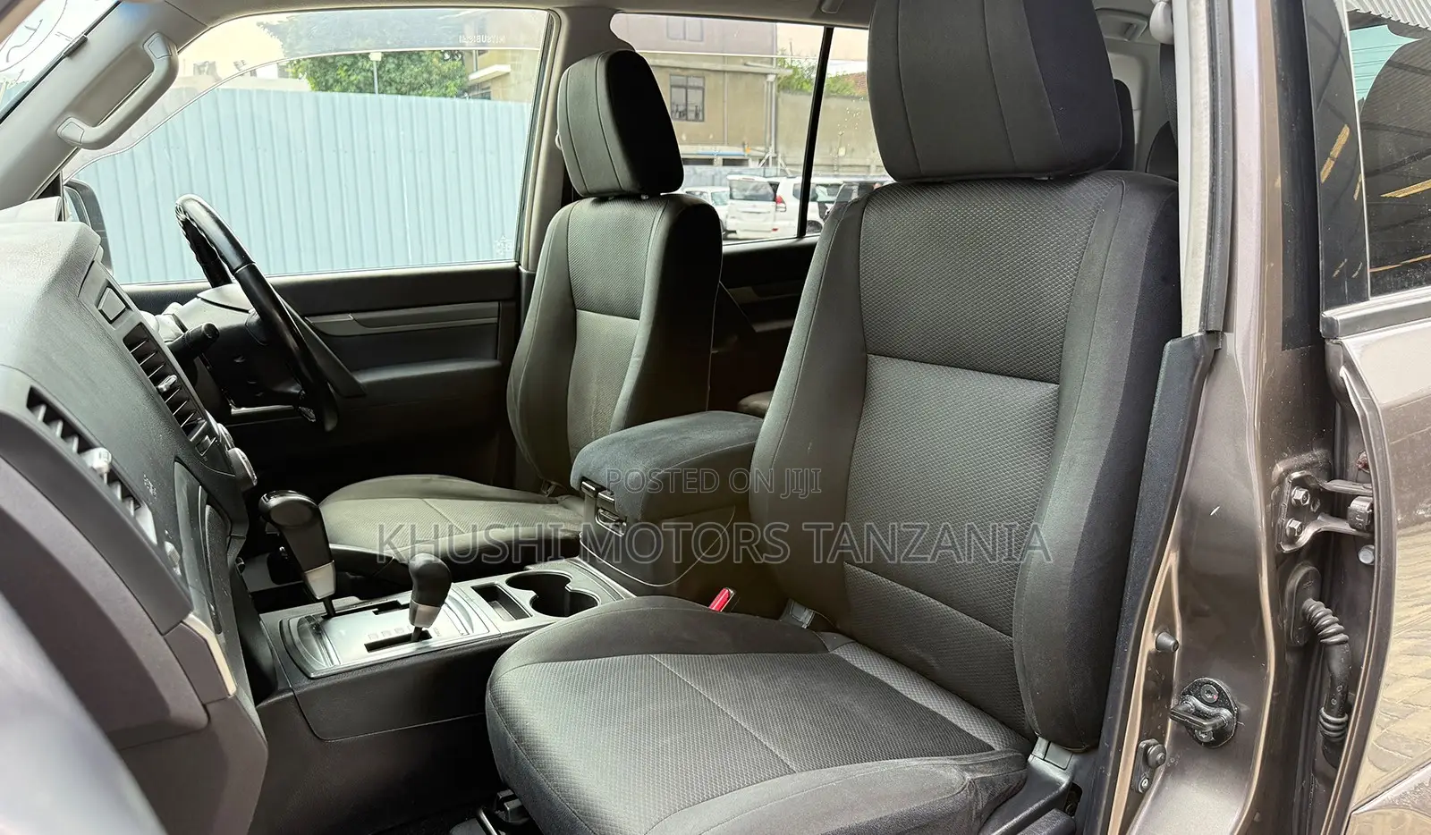 Mitsubishi Pajero 2008 Brown